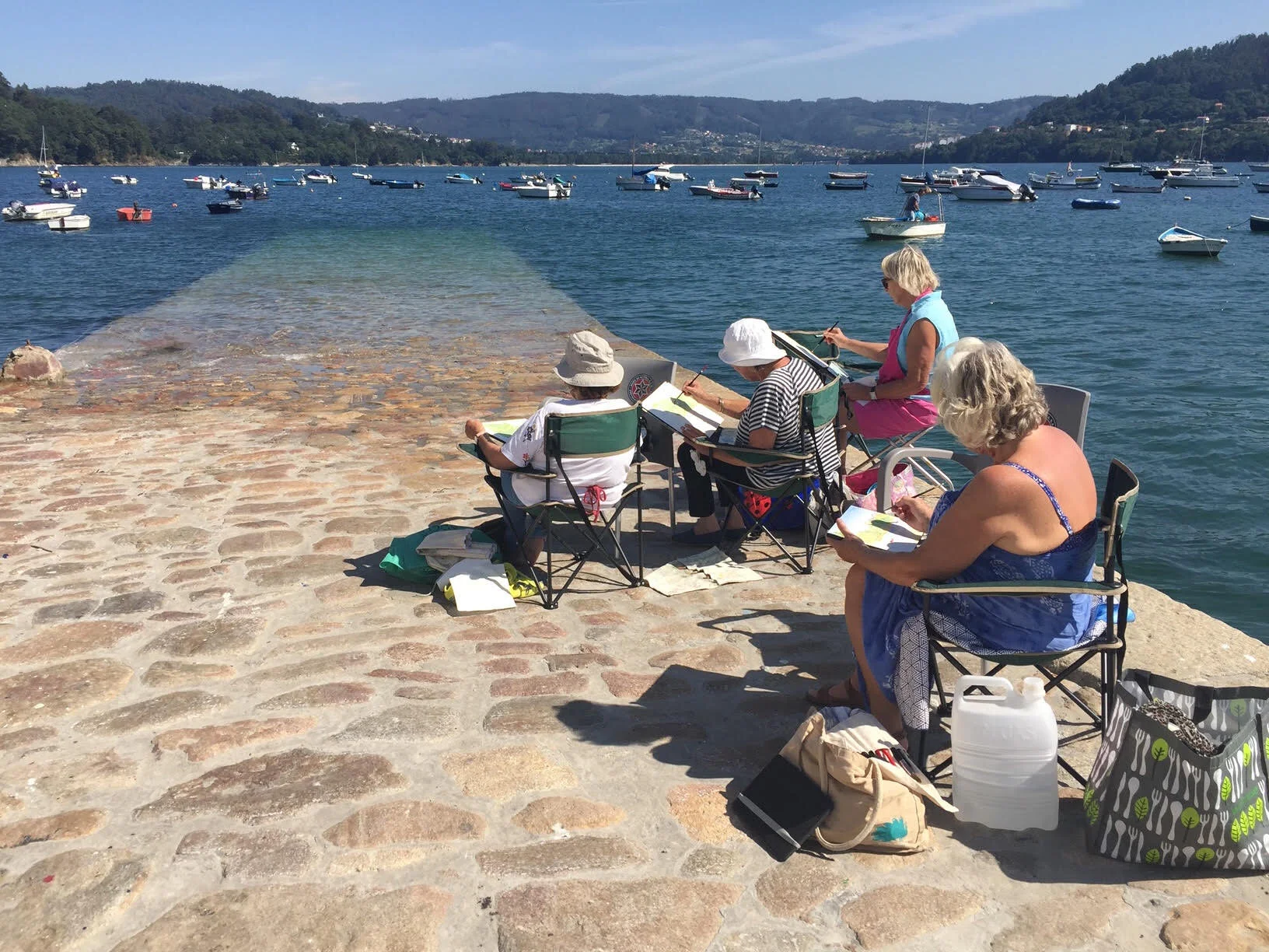 Casa Lucinda Location Villas in Spain — Casa Lucinda, As Lobeiras